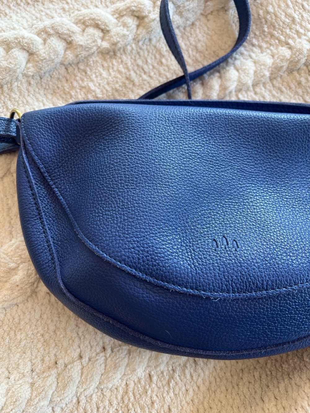 Portland Leather Royal Blue Crossbody Sling Bag - Picture 2 of 8
